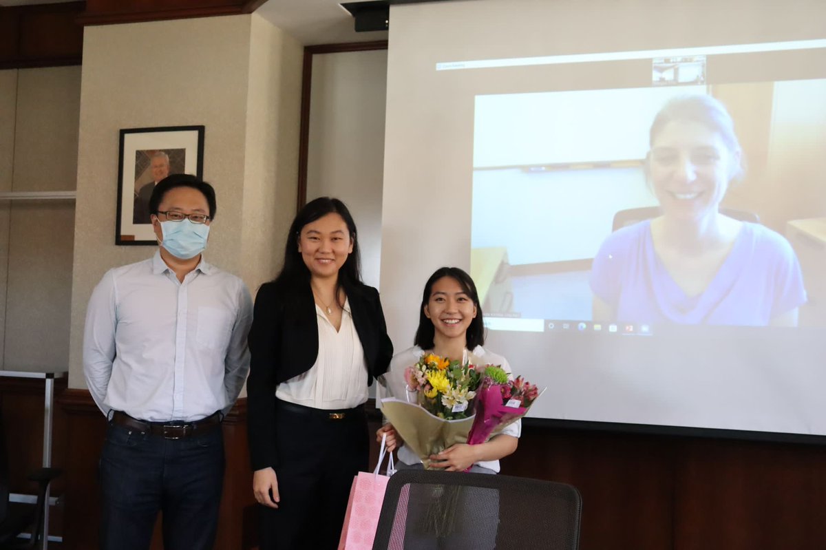 YaohuaF's tweet photo. Congratulations to Megan Low for defending her master thesis on the food safety needs assessment of apple drying. She has been a great team member at @FengsLab1. She will pursue her PhD at @PurdueABE. Special thanks to her committee members Amanda Kinchla and Jen-Yi Huang. https://t.co/QDykvn64fn