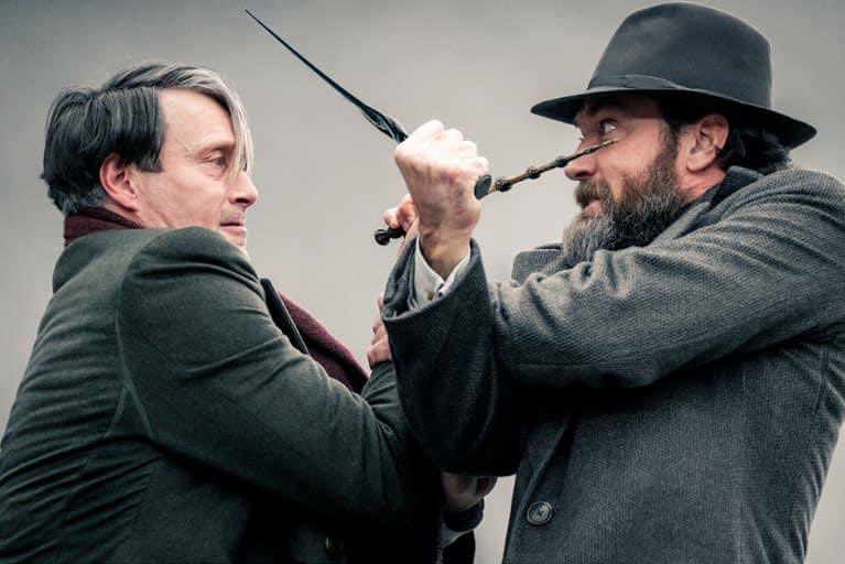 LuisSalasTr's tweet photo. Si ya la viste y en esta escena no se te salió una lagrima… entonces no tienes corazón. 😭😭😭
#FantasticBeasts #secretsofdumbledorecontest https://t.co/jNmcHWoEEr