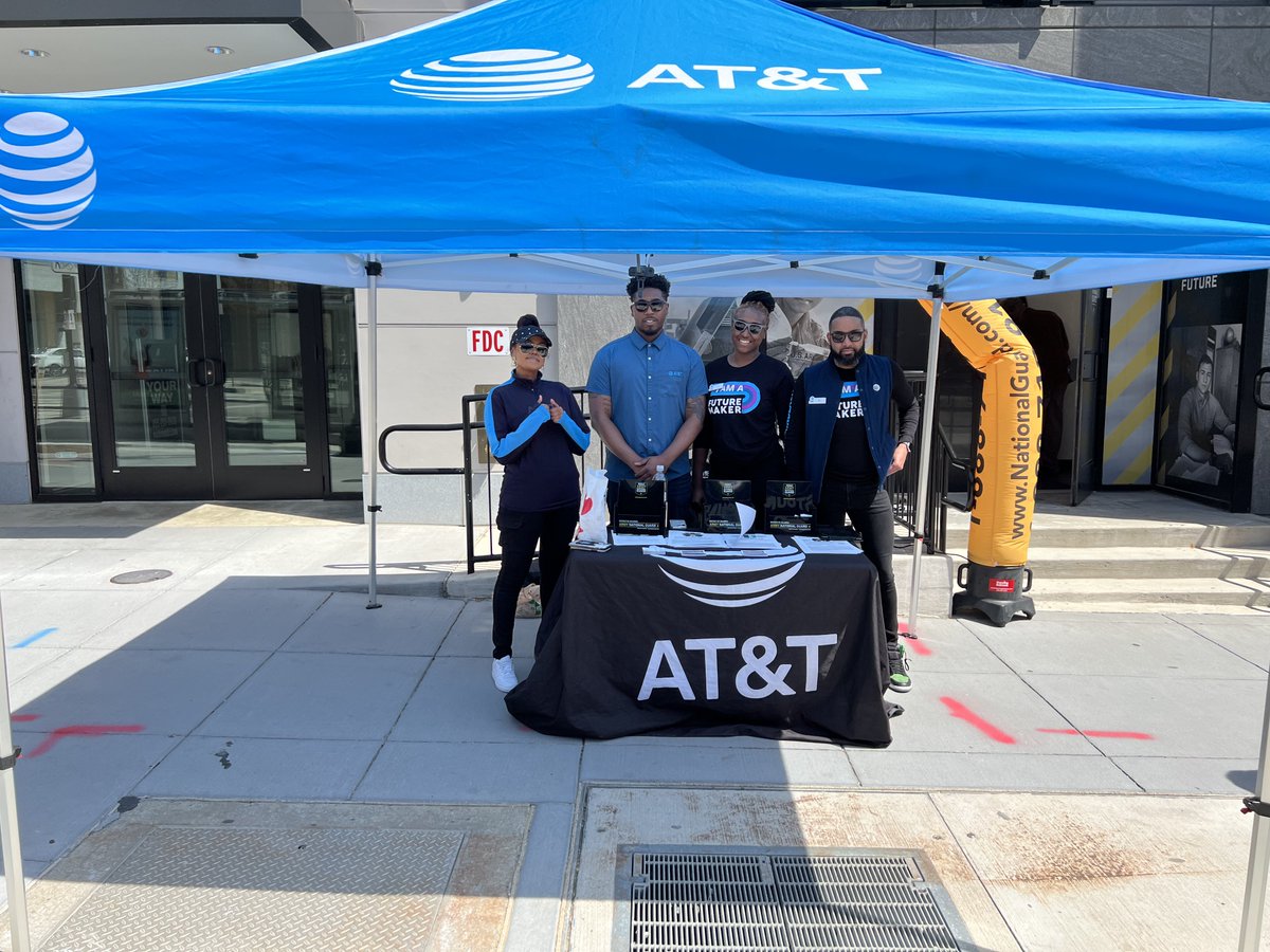 <a href="/RobertGreene__/">Rob</a>  <a href="/santana_ariel01/">Ariel Santana Matos</a> Awesome work coordinating an appreciation event with Army National guard👏🏽👏🏽.