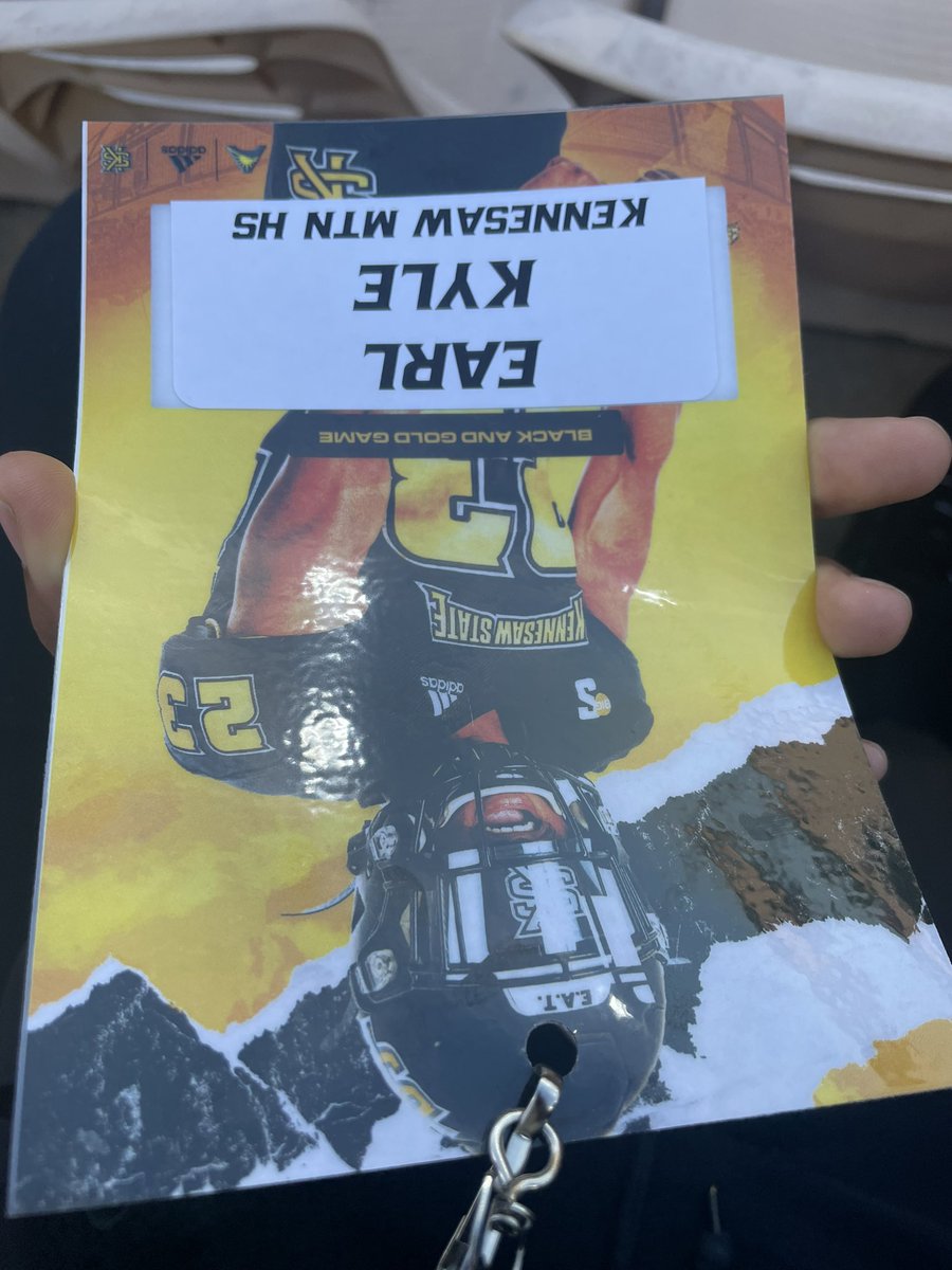 EarlKyle7's tweet photo. Had a Great time @kennesawstfb !! Thanks for the invite @TimGlanton @CoachCarmean @KMHS_FootballGa @Mansell247 @RecruitGeorgia https://t.co/fYgzncpzl6