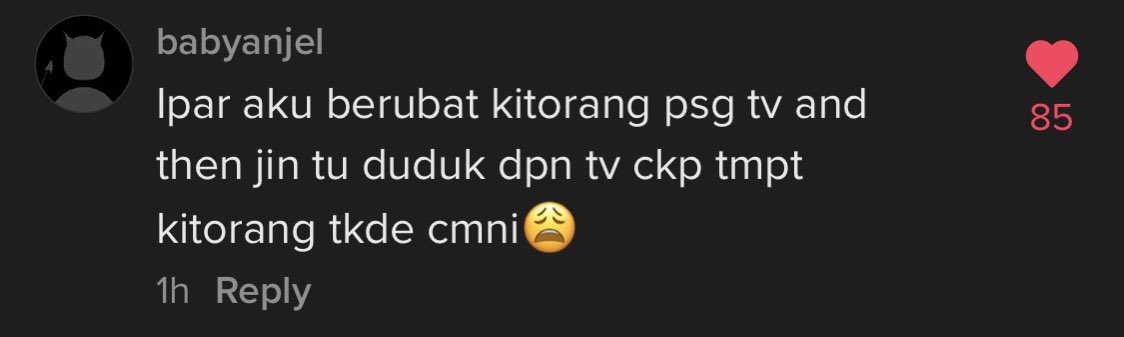 fennyisreading's tweet image. There’s this one viral video on tiktok. The comments are full of stories of people’s friends and families being possessed by jinns. I should be scared you guys read this😂 Berdekah ketawa awal pagi
