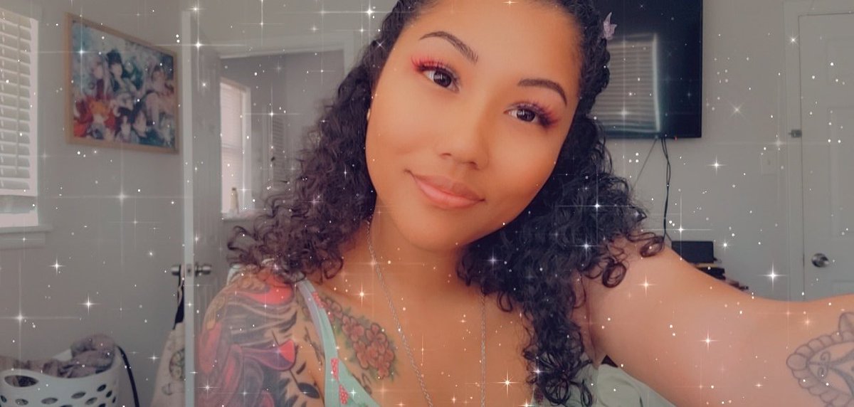ElloEbby's tweet photo. 😋 https://t.co/giZ4j55GNn