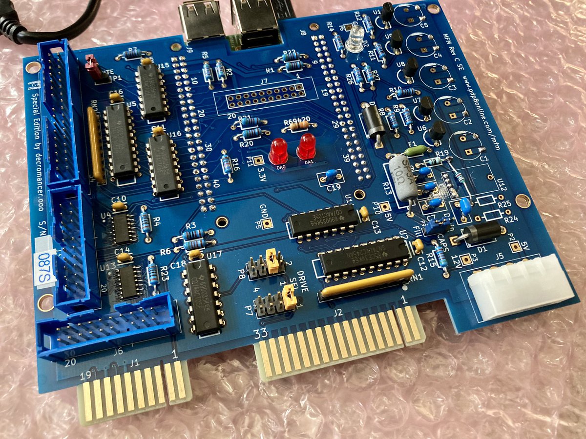 sdf_pubnix's tweet photo. Coming up in 20 minutes at 0200 UTC on https://t.co/TgVHFlWjvX is Vintage Comp-U-Talk - Call in line (929)299-1269

Topics inc Vintage Computer Festival East April 22nd - 24th at the InfoAge Science Museum.

#bbs #community #radio #vintage #computers #retrocomputing #vcf #vcfest https://t.co/RDL02DeZoj