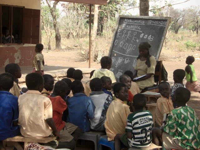 Anaganoris1's tweet photo. βIt is easier to build strong children than to repair broken adults. support Anaganoris Nigeria to raise funds for the school kids. #school #schoolmemes #schoollife #schoollunch #schoollunch #schoolkids #schoolkidsrecords #help @kids_schoolbags_tz #helpschool #helpschools https://t.co/GZ5uoyxEvj