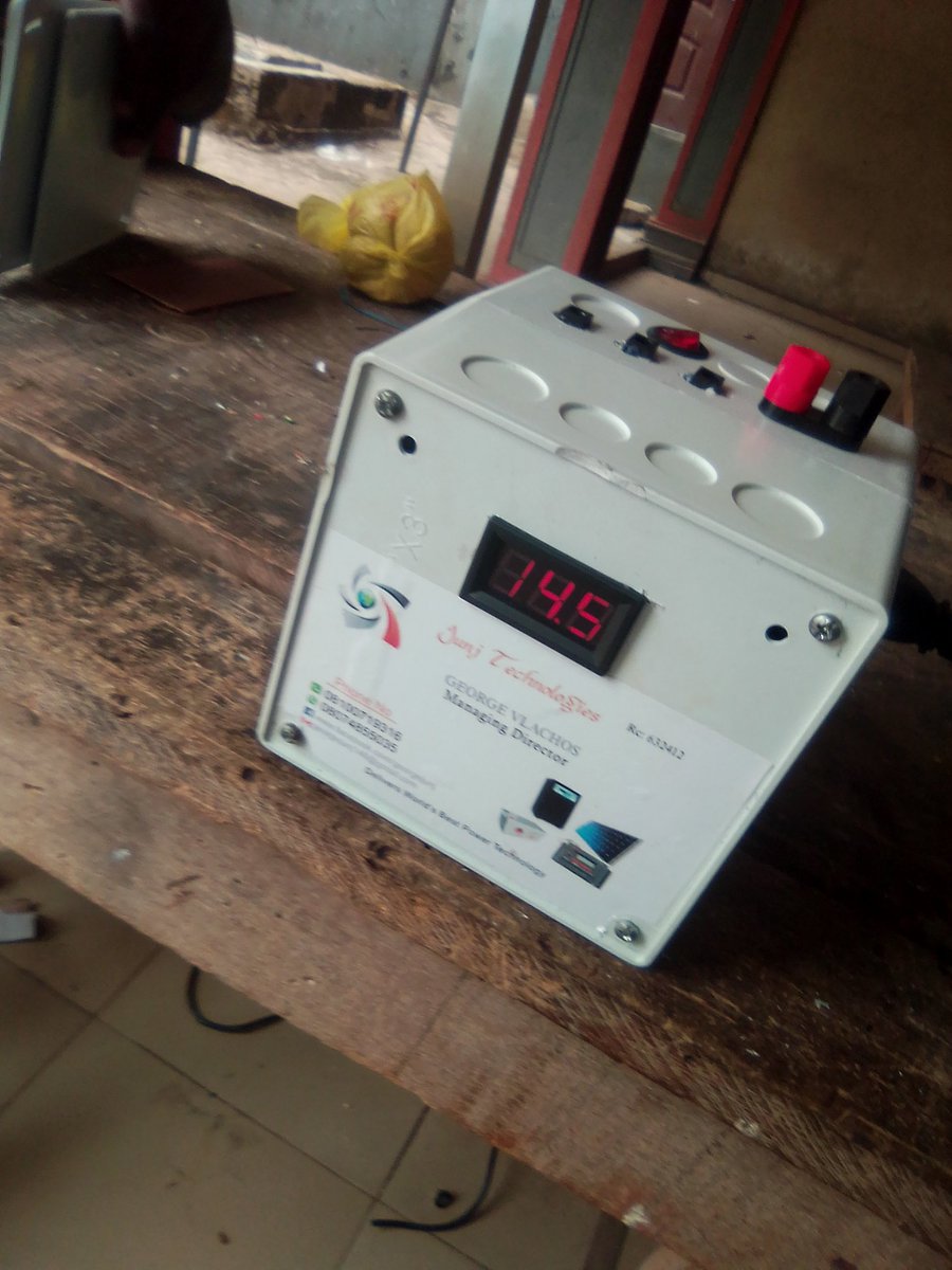 Battery bank 
Estimated backup time : 4-6hrs