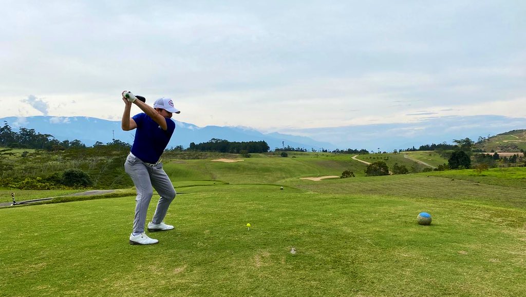 tomvargasortiz's tweet photo. 35-34
69 (-3)
🔥🎯💣
#TeamOPC #LoveNumber #LowestRoundEver #BestGolfEver #Siuuuuu #VamosQueVamos
@oneputtcolombia https://t.co/Ewo3KkOLoA
