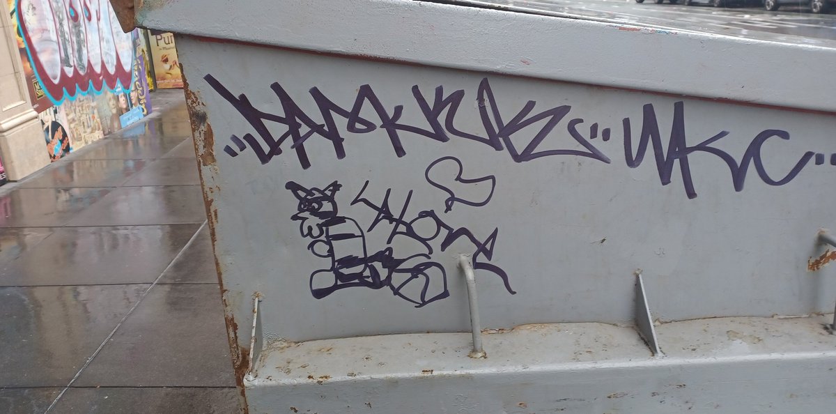 WTravisBreen666's tweet photo. #StreetArt #graffitiart #graffiti https://t.co/g9inLKIdng