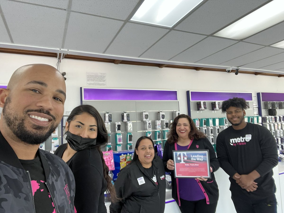 Tim Scott (@tim_state) on Twitter photo Thank you to our amazing Metro partner Aloba! Now only were they the top dealer in the Fairfield Market but their Travis Blvd location was the top store in the entire SMRA Central Pacific for March Big 5!! #SMRA #KeepinItRural <a href="/Lisa215/">Lisa Stankus</a> <a href="/JL0Duca/">Janet LoDuca</a> <a href="/antosh_cole/">Antosh Cole</a> <a href="/TraceyNielsen99/">Tracey Nielsen</a> Thank you to our amazing Metro partner Aloba! Now only were they the top dealer in the Fairfield Market but their Travis Blvd location was the top store in the entire SMRA Central Pacific for March Big 5!! #SMRA #KeepinItRural <a href="/Lisa215/">Lisa Stankus</a> <a href="/JL0Duca/">Janet LoDuca</a> <a href="/antosh_cole/">Antosh Cole</a> <a href="/TraceyNielsen99/">Tracey Nielsen</a>