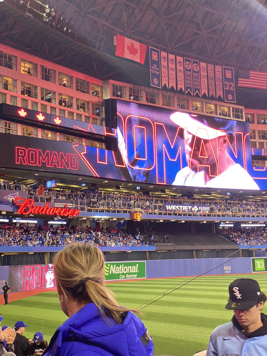 flyergirl71's tweet photo. Great game tonight #bluejays https://t.co/GengmeTKmu
