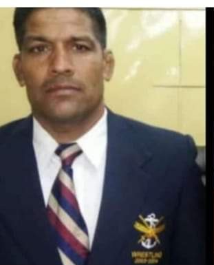 जम्मू कश्मीर में शहीद हुए हरियाणा के वीर सपूत श्रीओम गौतम को भावभीनी श्रद्धांजलि अर्पित करती हूँ।

देश सदैव उनके बलिदान का ऋणी रहेगा।

ईश्वर दिवंगत आत्मा को अपने श्री चरणों में स्थान दे एवं शोकाकुल परिवारजनों को धैर्य प्रदान करे।