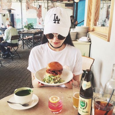 zhilan_li's tweet photo. #NewProfilePic https://t.co/qUIdvBJefn