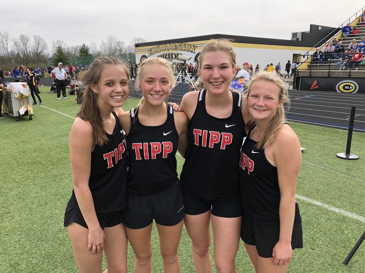 Our girl’s 4x6400m relay team set a new school record today at the Centerville Elk Relays with a time of 23:33.46! Congrats to Annie Sinning, Shelby Hept, Gracie Wead, and Leda Anderson for getting their names on the record board.