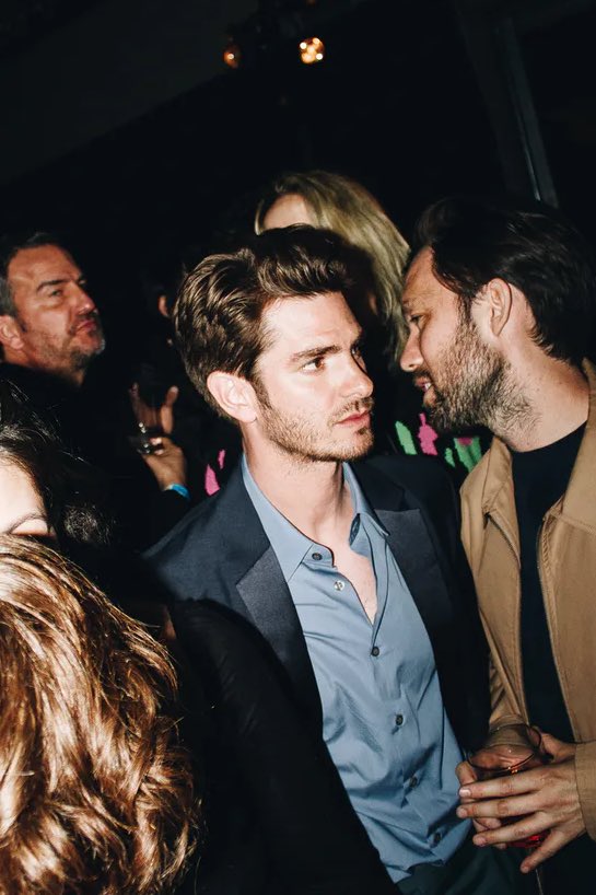 ohgarfeels's tweet photo. Photos of Andrew Garfield at a party is so special to me https://t.co/SCNo5C996S