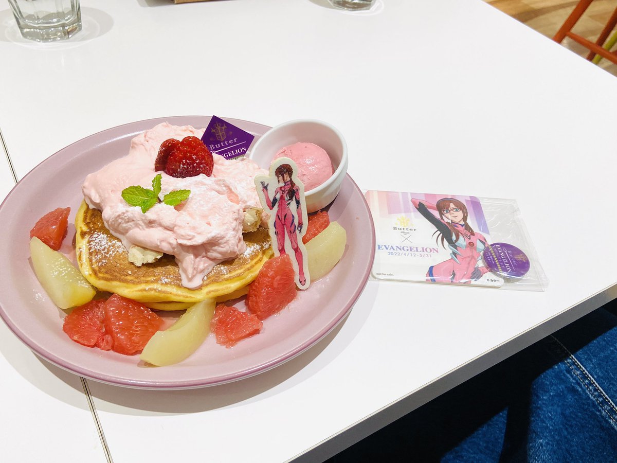 lapin0004273's tweet photo. ☆真希波・マリ・イラストリアスの8号機
パンケーキ
☆ロンギヌスの槍のハンバーグ
☆アイスカフェラテ
☆アイスロイヤルミルクティー

可愛くて最高に美味しかったです😋💓

#Butter
#エヴァンゲリオン https://t.co/Hm2SSvFMyq