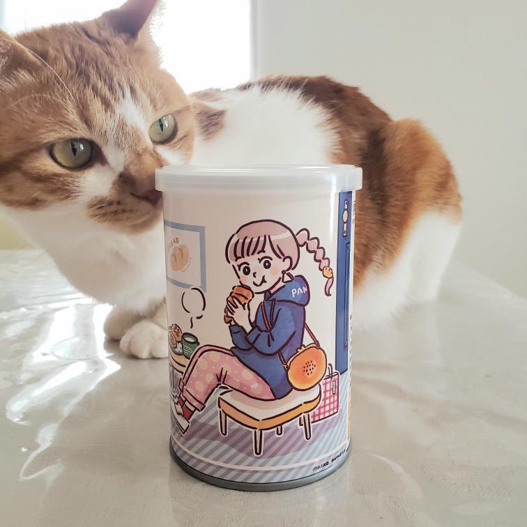 akikokumoya's tweet photo. 災害備蓄保存用パン缶"#save_pan"のパッケージに選ばれまして。名古屋のタカシマヤの三省堂書店さんで限定1缶で販売されていた物を、購入してくださった方が報告してくださいました🤗
とっっても嬉しい!!猫ちゃん可愛い!!ありがとうございました✨🍞
#art_ippi https://t.co/9lkWxUG8KG