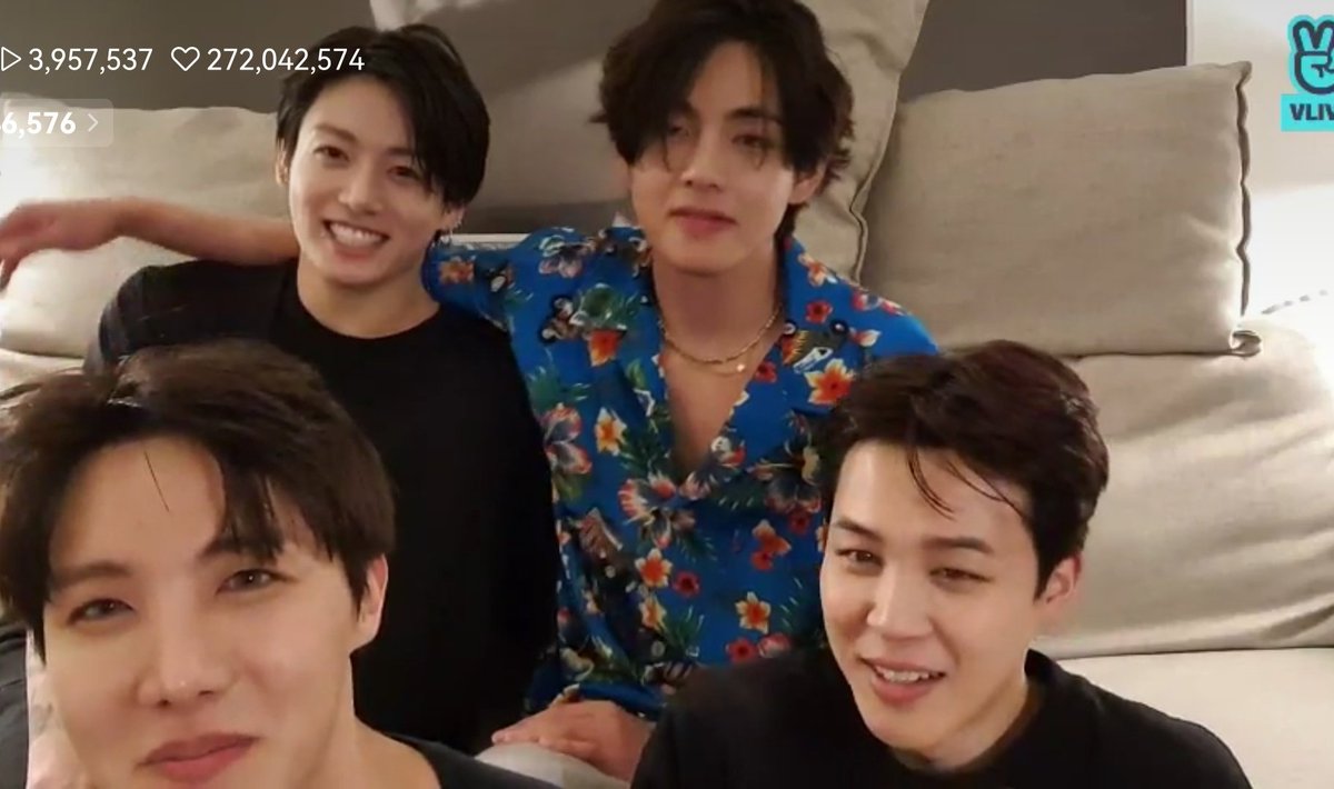 vmoonchild7's tweet image. SUNSHINE LINE (vminhopekook) LIVE GA!! ☀️☀️

- 1 winner of 200 pesos (must have gcash) 
- mbf @hourlysunshines
- rt and like
- ends at 12am