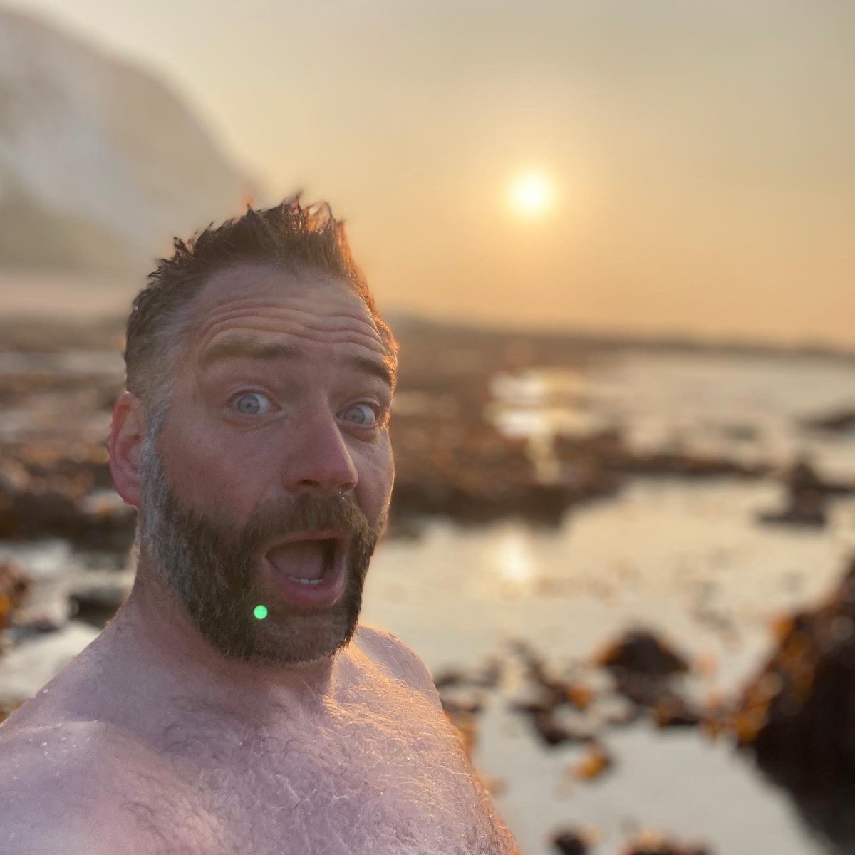 Jimmy de Ville tweet media