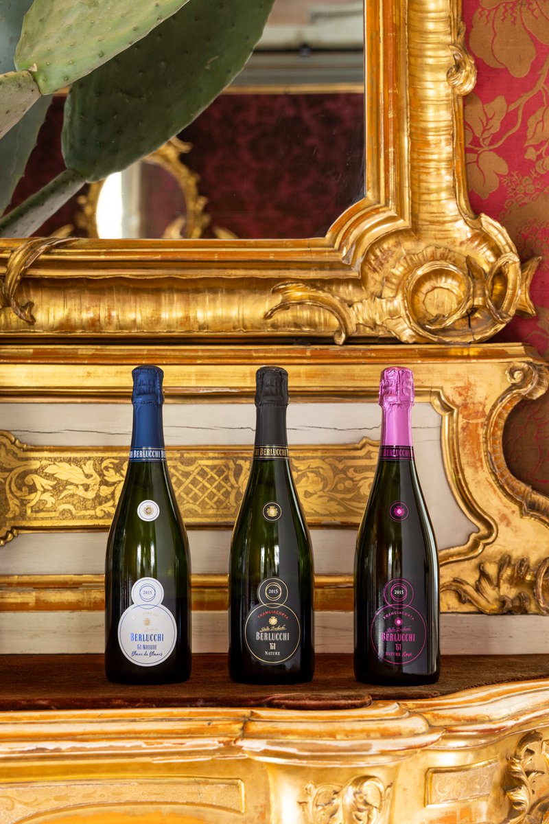 BerlucchiWine's tweet photo. Berlucchi '61 Nature, il Franciacorta in tutta la sua purezza, annata 2015. Eleganza pura in tre eclettiche versioni: Nature, Blanc de Blancs e Rosé #dosaggiozero #franciacorta #nature https://t.co/p6jZwg55On