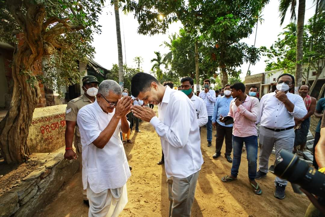 Swayam Prakash (swayam4Odisha) / Twitter