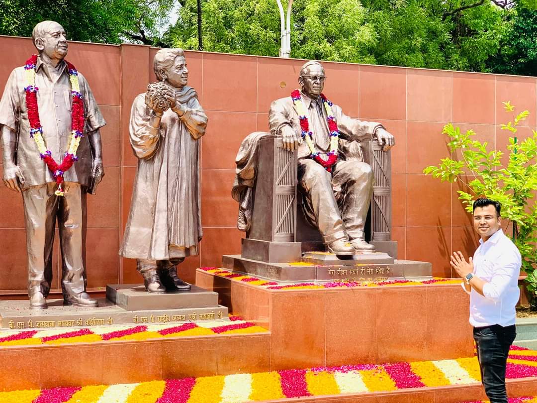 pk27june's tweet photo. #बहुजन_समाज_पार्टी_के_चमकते_सितारे, #युवा_दिलों की #धड़कन, #ताज_नगरी के #भावी_विधायक, मिशन में #संघर्षों के साथी, #प्रिय_मित्र_योगेन्द्र_सिंह को #जन्मदिवस की #हार्दिक_शुभकामनाएं।
#Happy_Birthday_Bro......
😘😘😘😘😘😘😘😘😘
🎂🎂🎂🎂🎂🥳🥳🥳🥳🥳
@yogendra_BSP https://t.co/5XURqpakUK