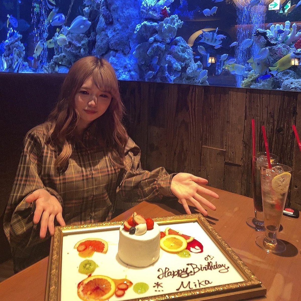 045_aaaaa's tweet photo. 20歳なのでね https://t.co/dpcINfmawD