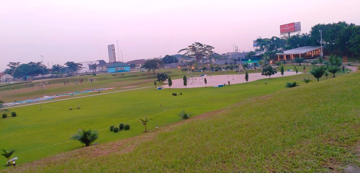 joynwaiwu_'s tweet photo. I work in Silicon Valley from Port Harcourt, Nigeria @turingcom 😊

Let's celebrate remote work and #WorkFromAnywhere

#Nigeria 
#remotework #work #turing #intelligentcloud #turingcommunity #remotework101 #worklifebalanced #workfromanywhere #turingcommunity https://t.co/OeFRL3b8U5