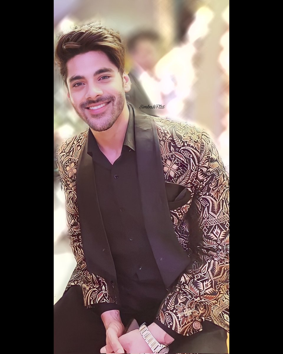 lolariiina's tweet photo. ~Handsome is just an understatement. 💓🦋💓
#SimbaNagpal #SimbaScad
#RishabhGujral #Naagin6 #PraRish https://t.co/dqhwvYWVkw