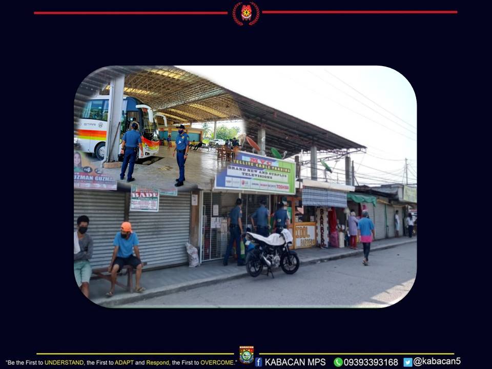 kabacan5's tweet photo. Personnel of this station led by PEMS Percival Modesto Patrol Supervisor in relation to pandemic COVID 19, EO70, Ligtas SUMVAC 2022, Semana Santa and National and Local Election 2022 conducted foot patrol at Kabacan Terminal Complex and Kabacan Public Market, Kabacan, Cotabato. https://t.co/CRrG9wEyA3