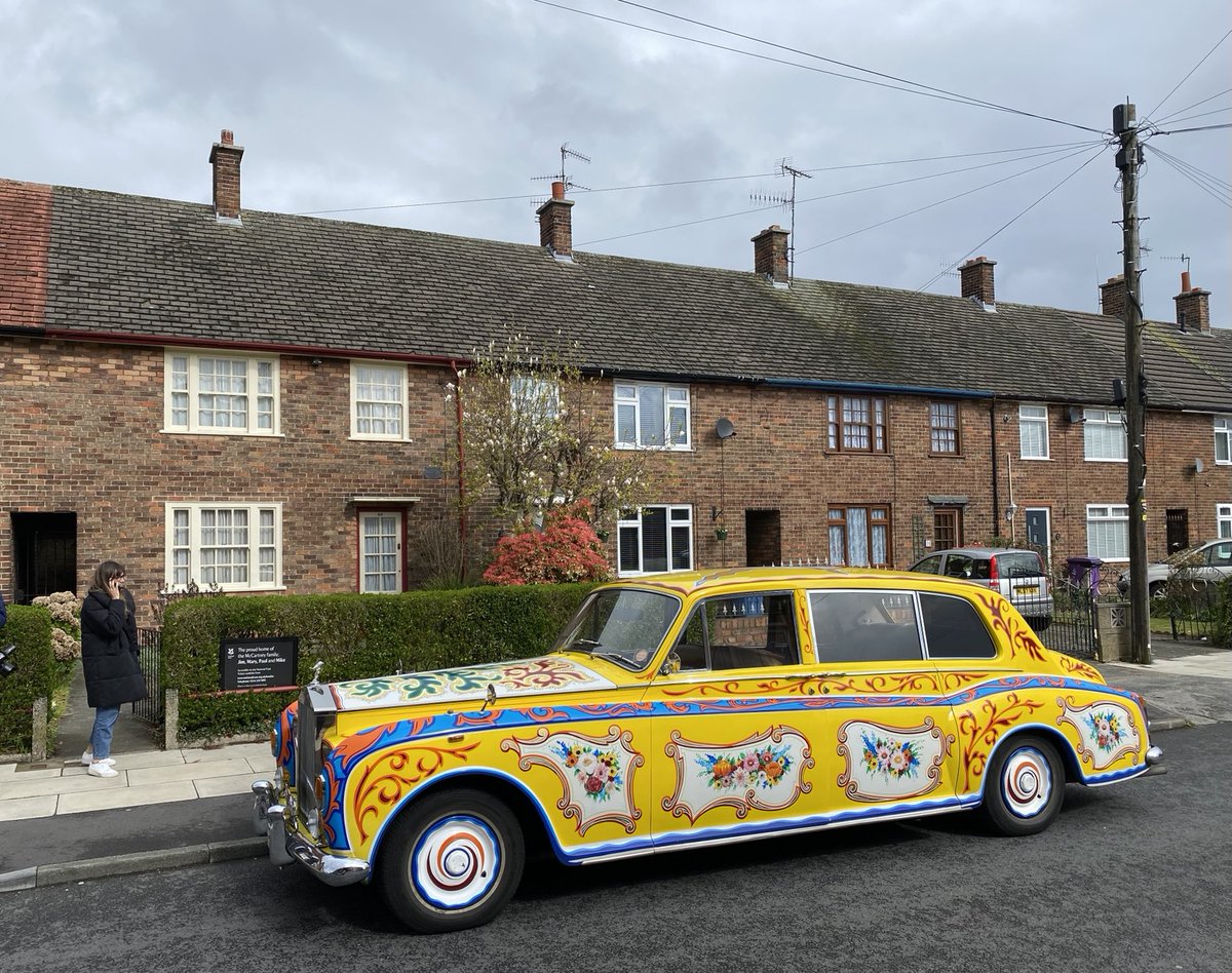 _MikeMcCartney_'s tweet image. When I was filming in Forthlin Rd for the National Trust…look what turned up! Memories of John showing me the original in his garage flooded back.