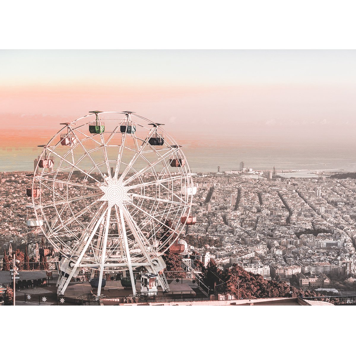 Portalferry's tweet photo. ¿Sabéis que es conocida como la ciudad del modernismo? Alberga en ella autenticas maravillas de este periodo artístico, como la Sagrada Familia,parque Güell y el Hospital de la Santa Cruz y San Pablo. 
Para reservas,información, consulta nuestra web 
@travel_spain https://t.co/P4eYss9Yg6