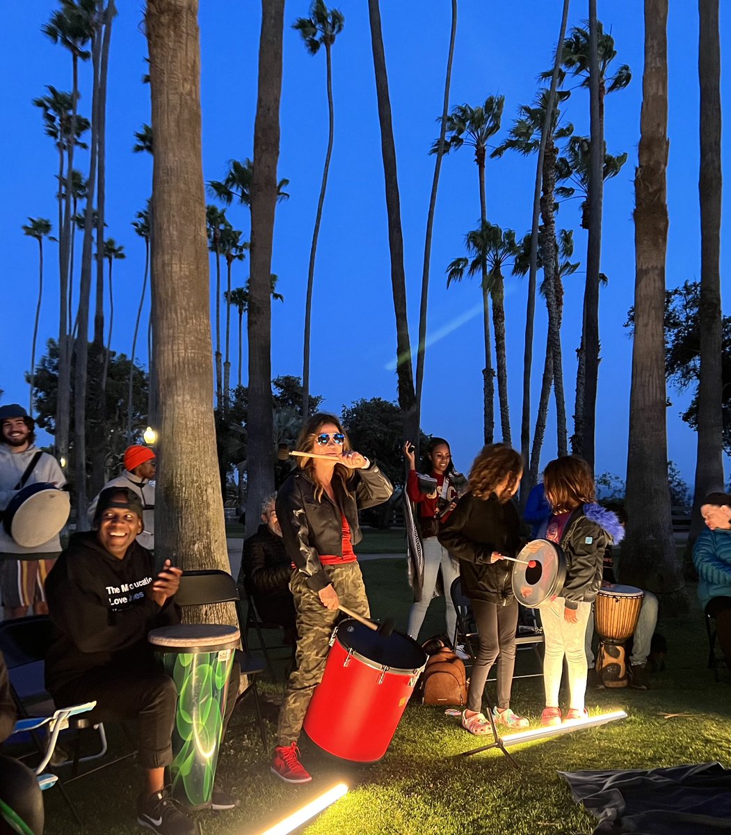 itstrangtrinh's tweet photo. Does your Insurance Agent play drums though?! 🔥💥⭐️

#RhythmSection
#BassDrum 
#Steady
#Reliable
#RhythmForChange
#Drums
#DrumCircle 
#InsureWithByrd
#Community https://t.co/NefUfgESj8