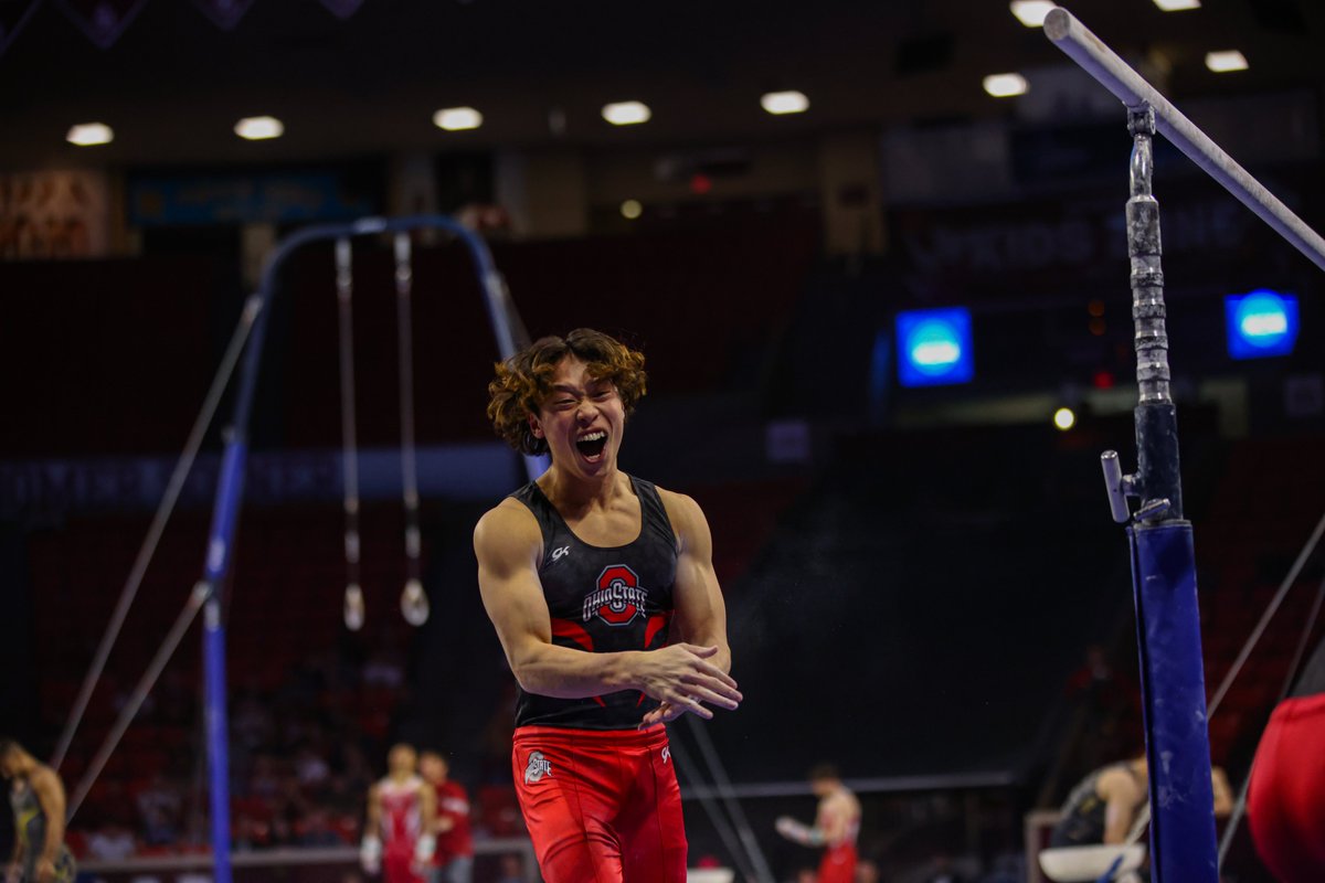 OhioStateMGYM's tweet image. Catch up on all things qualifying round before the team championships!

🔗: go.osu.edu/mgym-ncaaquali…
📸 (Edward Reali): go.osu.edu/mgym-ncaaquali…

#GoBucks