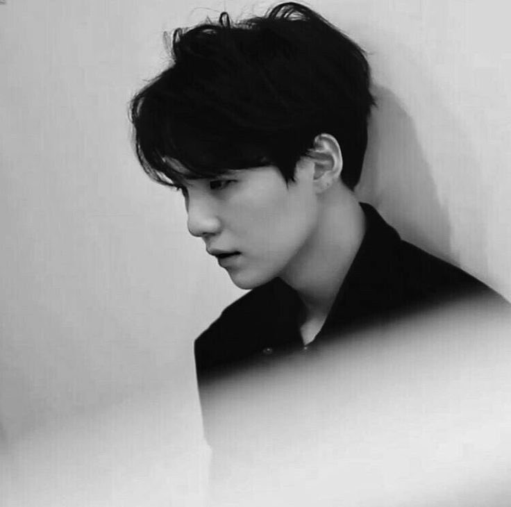 SeokjinnieMD's tweet photo. 구해줘서 고마워 방탄소년단 🖤 https://t.co/exW5HSfMBP