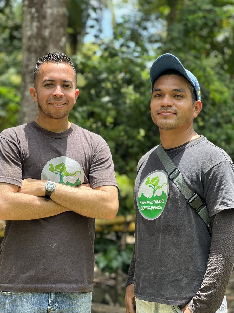 #WorkForceREFCA Compañeros de la Coordinación Provincial de Bocas del Toro, Panamá 🇵🇦 en Reforestando Centroamérica durante Gira de Campo #JossioGuillen #DaivisAugusto 

#centroamerica #rainforest #liderazgo #panama #Guatemala #elsalvador #honduras #nicaragua #costarica