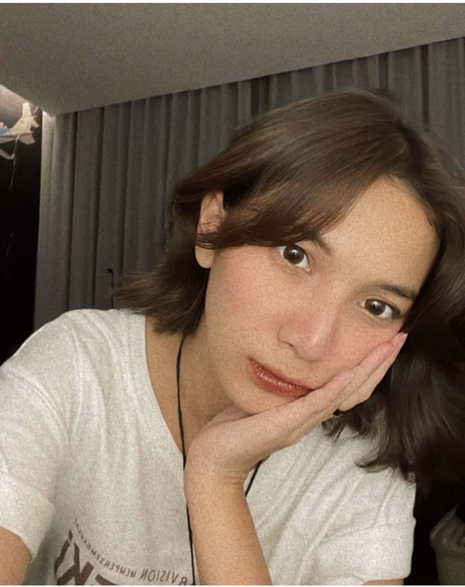 Local brand mau gw kasih contekan artis indo yg cocok jdi BA ga?

Sheila dara aisha salah satu artis indo tercakep yg gw tau. Dia kulitnya medium sawo mateng yg merepresentasikan most of indonesian skintones, talented, pinter dan ga bnyk gimmick