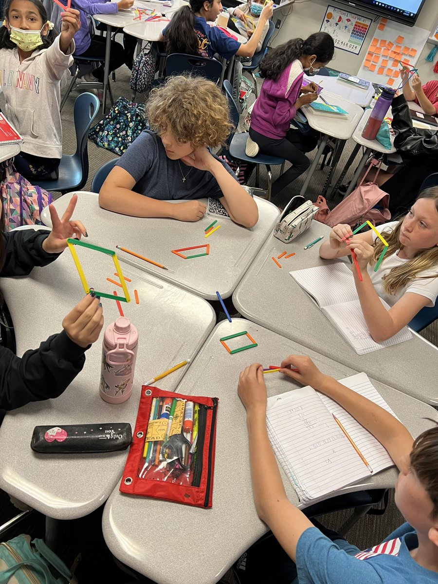 HeatherLam5th's tweet photo. Building quadrilaterals. We ❤️ #anglegs #5thgrade #math #geometry https://t.co/CozhkBvsRN