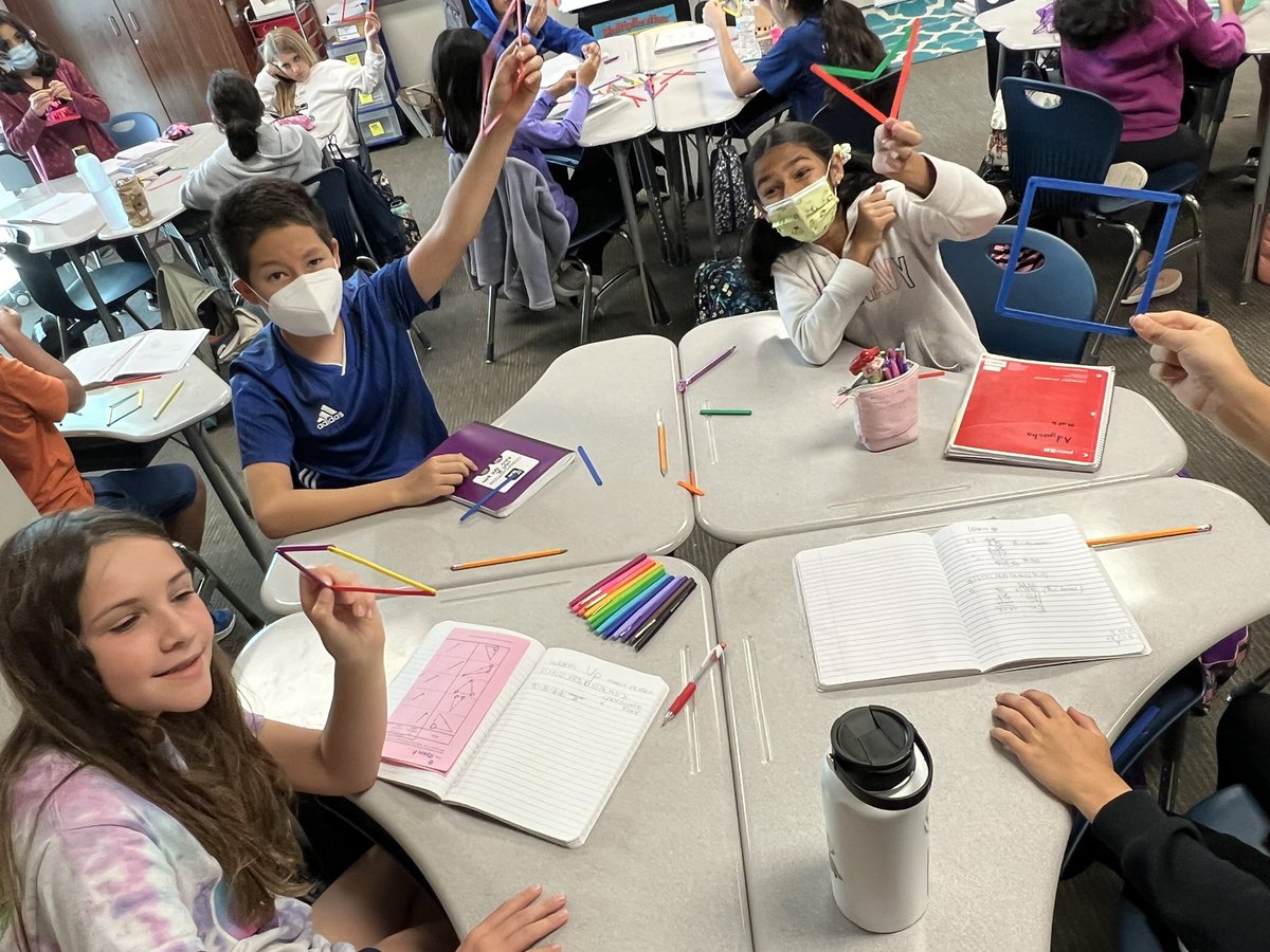 HeatherLam5th's tweet photo. Building quadrilaterals. We ❤️ #anglegs #5thgrade #math #geometry https://t.co/CozhkBvsRN