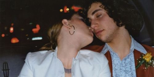 taysrep89's tweet image. forgot jack antonoff and scarlett johansson were high school sweethearts 😭😭