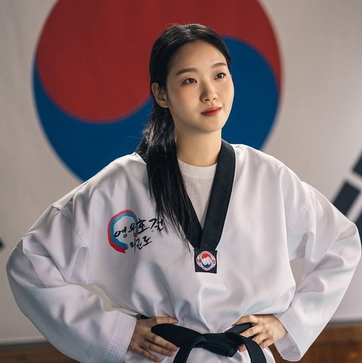 minhogon's tweet image. Jeong Taera and Rara 🖤✨
Like Mommy, like daughter. 
#asperse