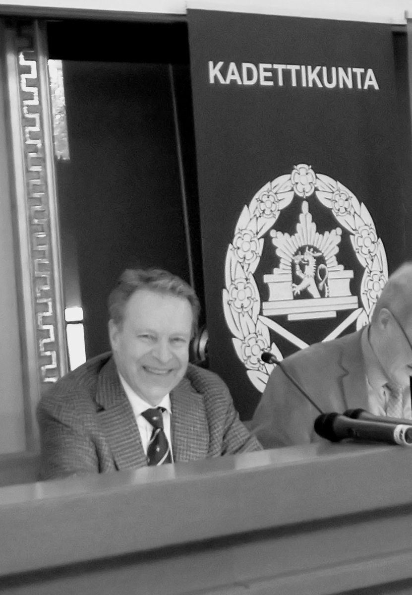 Turunkadpiir's tweet photo. Ministeri Ilkka Kanerva on poissa.

Elämäntyötäsi kunnioittaen ja muistoasi vaalien.

Osanottomme omaisille. https://t.co/Fa3pePFB6P
