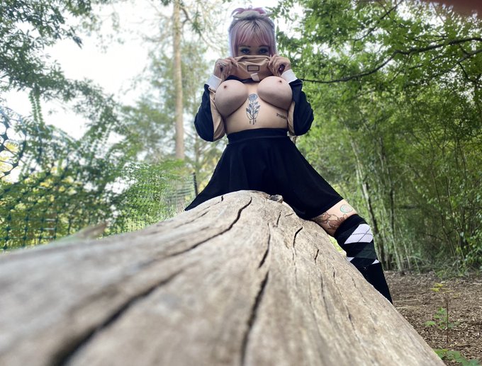 Wanna go for a walk through the woods with me? https://t.co/k0xwmFXQDU<a href="/tag/blonde"class="tags"><span>#blonde</span></a><a href="/tag/tattooed"class="tags"><span>#tattooed</span></a><a href="/tag/fetishdoll"class="tags"><span>#fetishdoll</span></a><a href="/tag/bimbo"class="tags"><span>#bimbo</span></a><a href="/tag/emilysn"class="tags"><span>#emilysn</span></a>