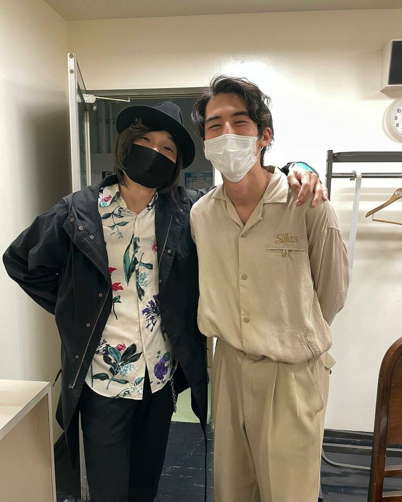 minorukatahira's tweet photo. 本日の主催パノパナ/岩渕と。
ビール協賛、、パない🍻

#パナフェス https://t.co/22mPeIWyOy