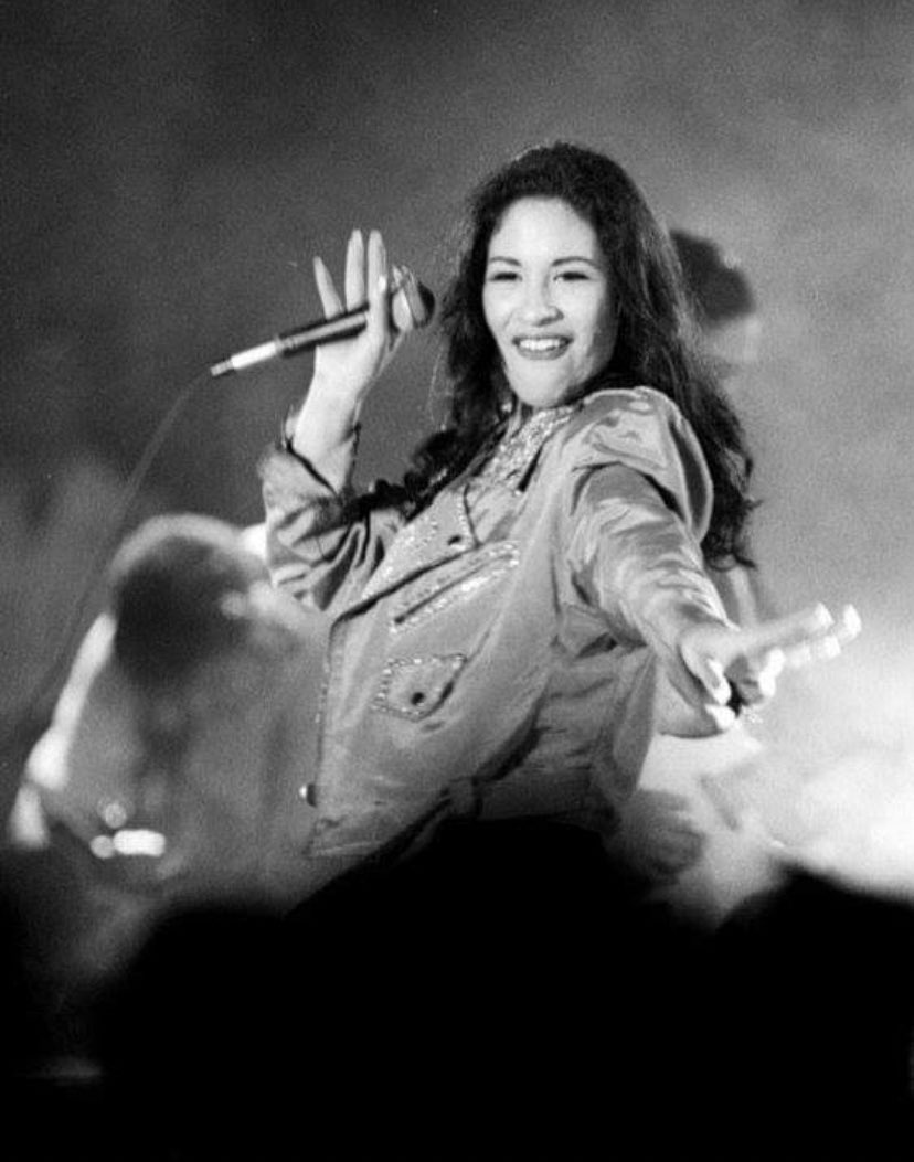 Happy 51st birthday selena quintanilla pérez  