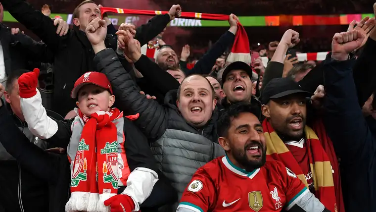 Bwinpe8's tweet photo. 'We can sleep in the summer!' - Liverpool fans ready for travel chaos for Wembley showdown with Man City https://t.co/5UZIl9Fw8h