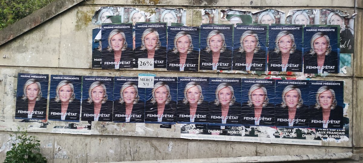 Edgar11000's tweet photo. Un excellent weekend et merci 😁
#MarinePresidente
#ToutSaufMacron
#Carcassonne
#1erParti https://t.co/ScnBuBl0SI