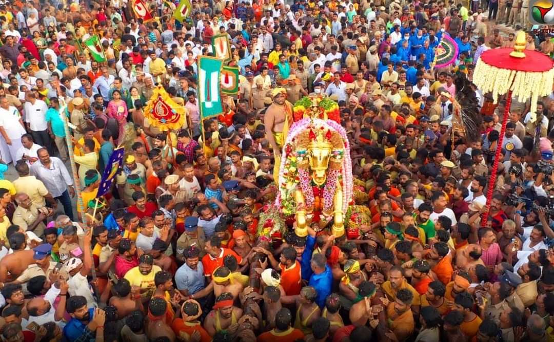 வைகையாற்றில் அழகர் இறங்கும் நிகழ்வு