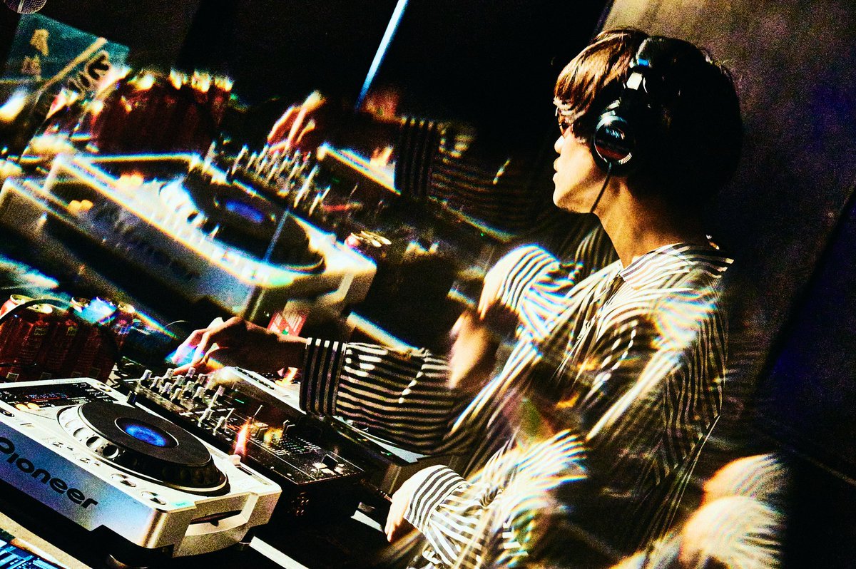 panafes2022's tweet photo. ＼速報レポート！／

DJ Sick Boyによって、パナフェス横浜も幕が上がりました！ナイス！！
月の裏側Remix最高だ！
いよいよパナフェス始まるぞ〜！！
（浪越）

#パナフェス
act DJ Sick Boy
photo @hamanokazushi https://t.co/xsvfamWfPb