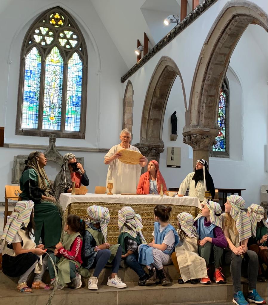 StLeonardsSW16's tweet photo. 2/3 Good Friday #Childrensservice https://t.co/BEFH3SDHBJ