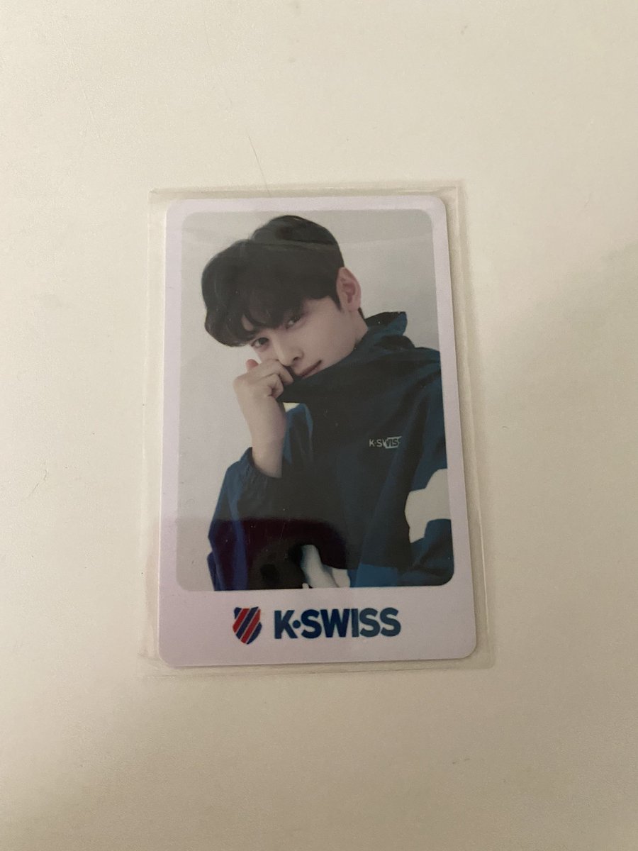 MohoTang's tweet photo. ปล่อยการ์ดอึนอูคะ ใบละ150พร้อมส่งงับDMมาได้เลย #ตลาดนัดastro #อะโรฮ่าเซ็นเตอร์ https://t.co/QVVG964HnP