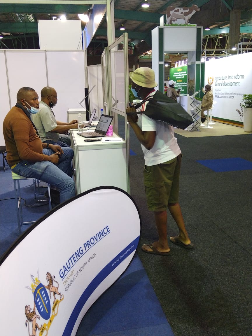 GautengTreasury's tweet photo. If you're an entrepreneur or own a business and you will be going to the @rand_show,  visit the #TeamTreasury stand in Hall 9. We are on hand to assist you with #CSD and #eInvoice queries and other matters. 
#RandShow2022 #GrowingGautengTogether #MyRandShow @gautengprovince https://t.co/snb65fp2Su